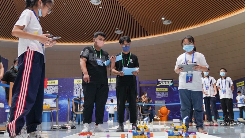 数据中台开源框架：架构解析与关键技术揭秘